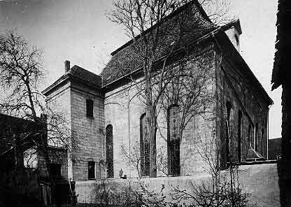 Historic black-and-white photograph of Halberstadt’s Baroque synagogue around 1930